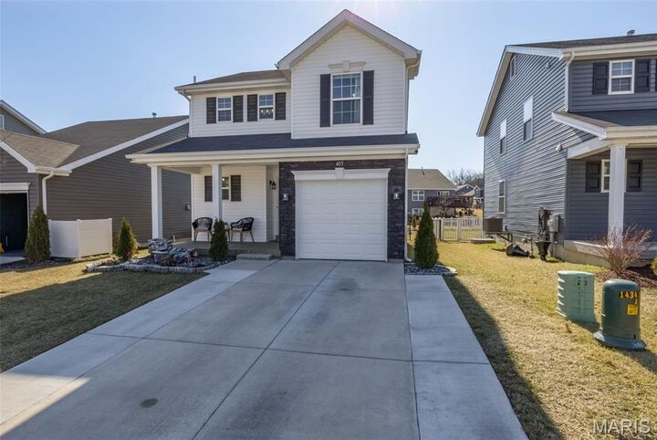 Property Photo:  405 Rolling Meadow Drive  MO 63025 