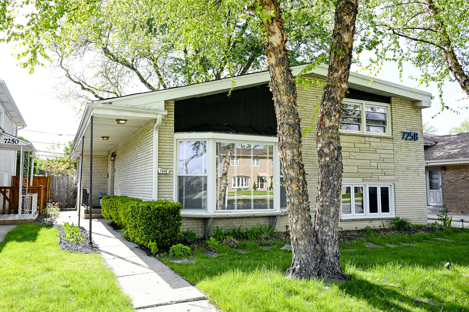 Property Photo:  7258 N Crawford Avenue  IL 60712 