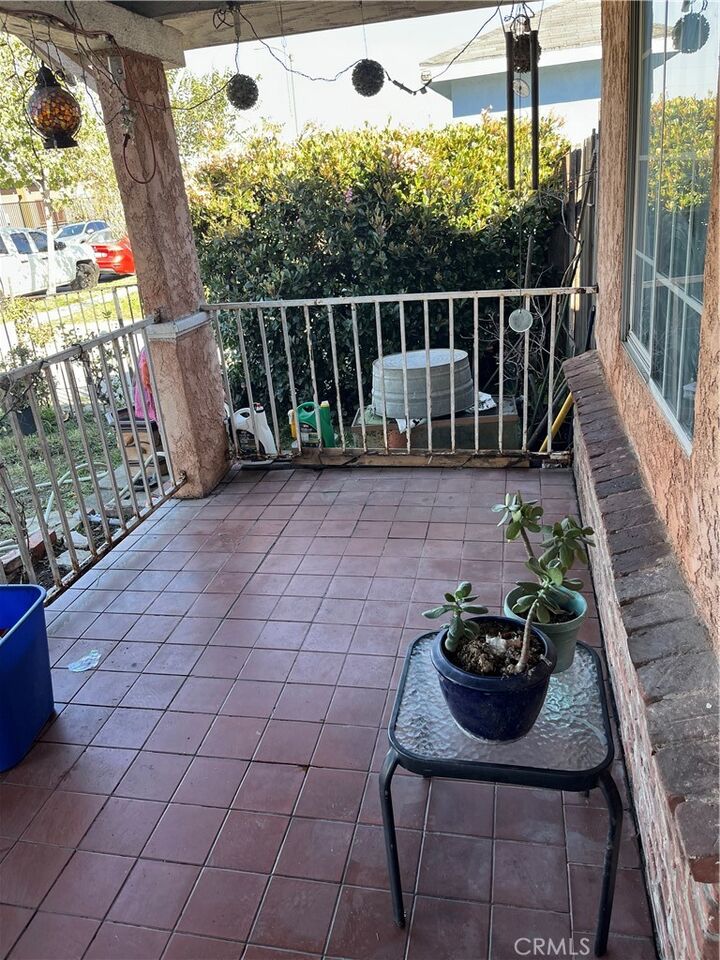 Property Photo:  5018 W 111th Pl  CA 90304 