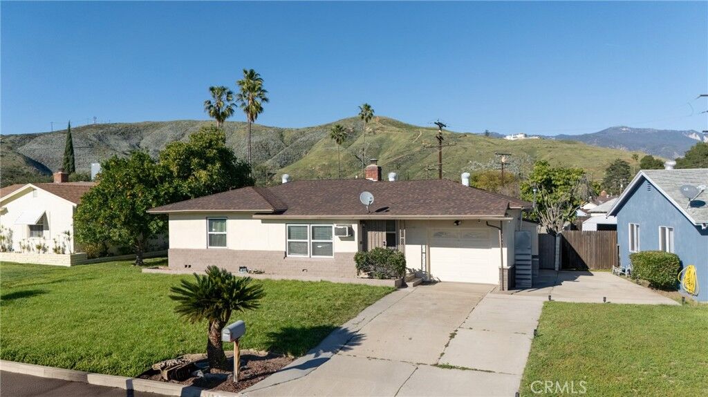 Property Photo:  1222 W Lynwood  CA 92405 