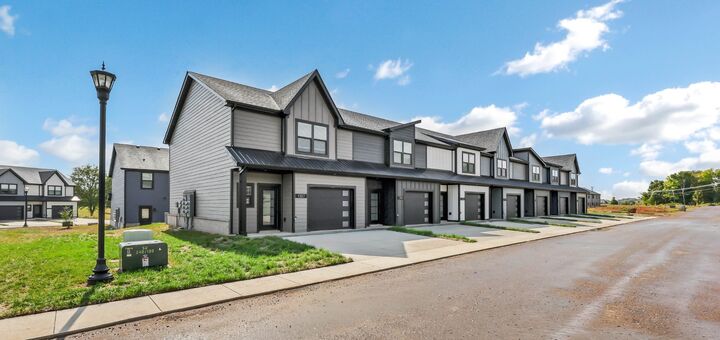 Property Photo:  1302 Jonathan Wade Circle  TN 37043 