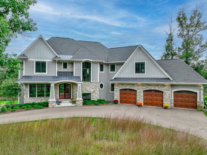 Property Photo:  21 Cherrywood Circle  MN 55127 