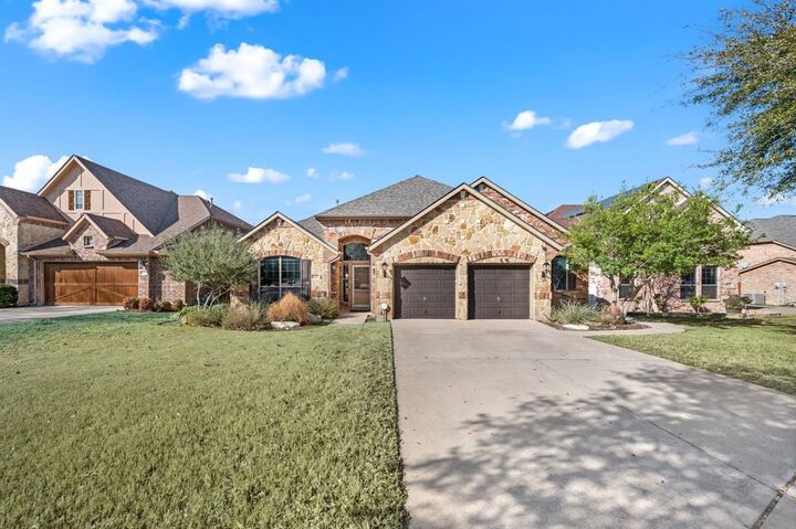 Property Photo:  8121 Rock Elm Road  TX 76131 