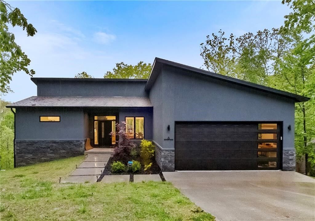 Property Photo:  6 Upton Lane  AR 72714 
