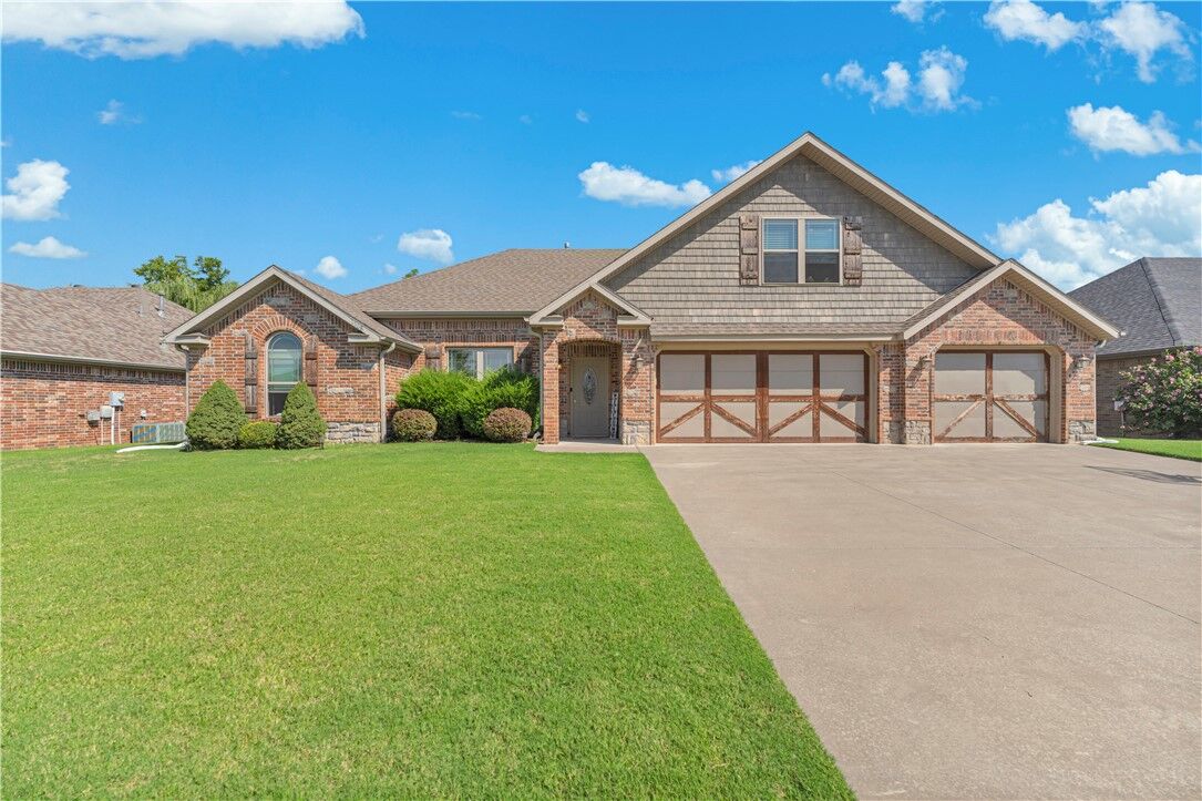 Property Photo:  1508 Parkside Circle  AR 72718 