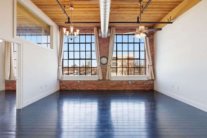 Property Photo: 491 Dutton Street 305 MA 01854