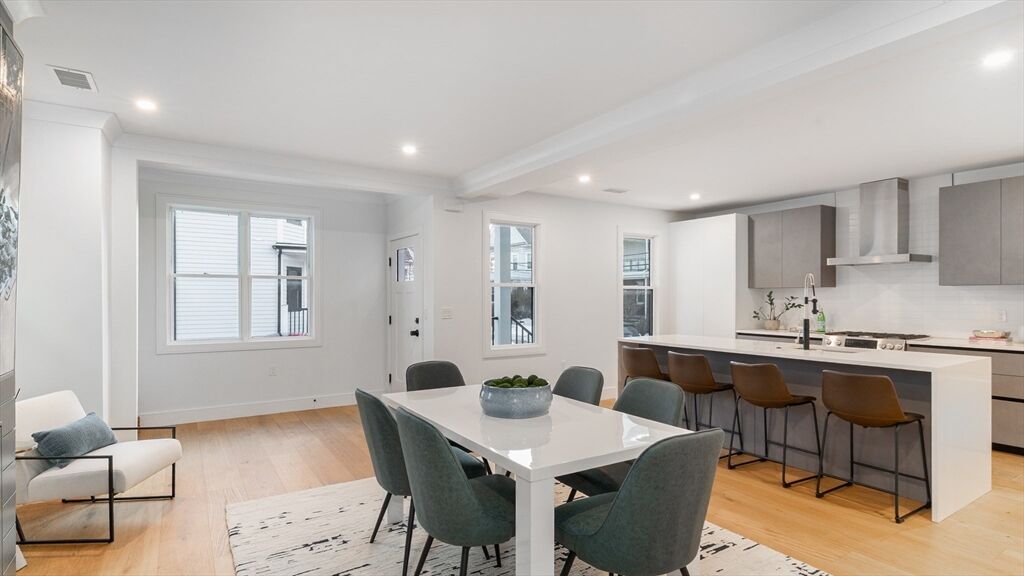 Property Photo:  89 Cleveland St 89  MA 02474 