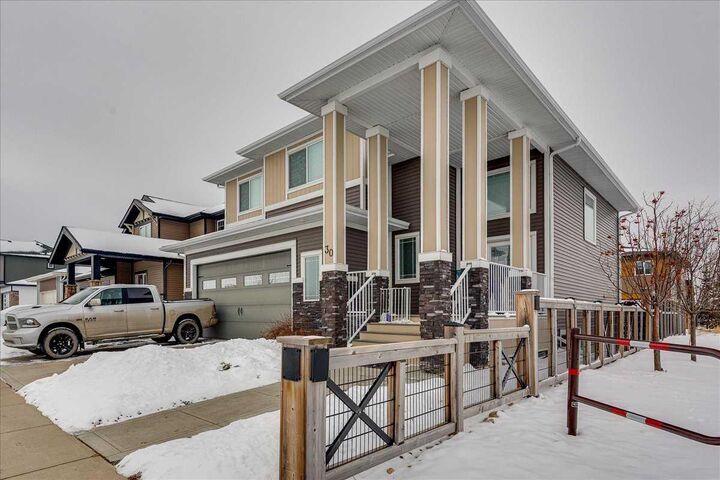 Property Photo:  30 Tagish Avenue  AB T4P 0Y6 