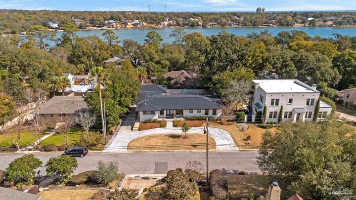 Property Photo:  1822 Whaley Ave  FL 32503 