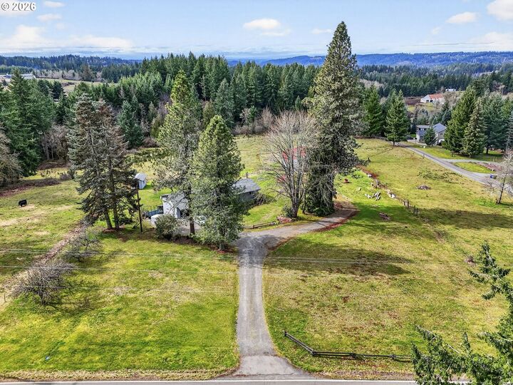 Property Photo:  30187 S Grays Hill Rd  OR 97017 