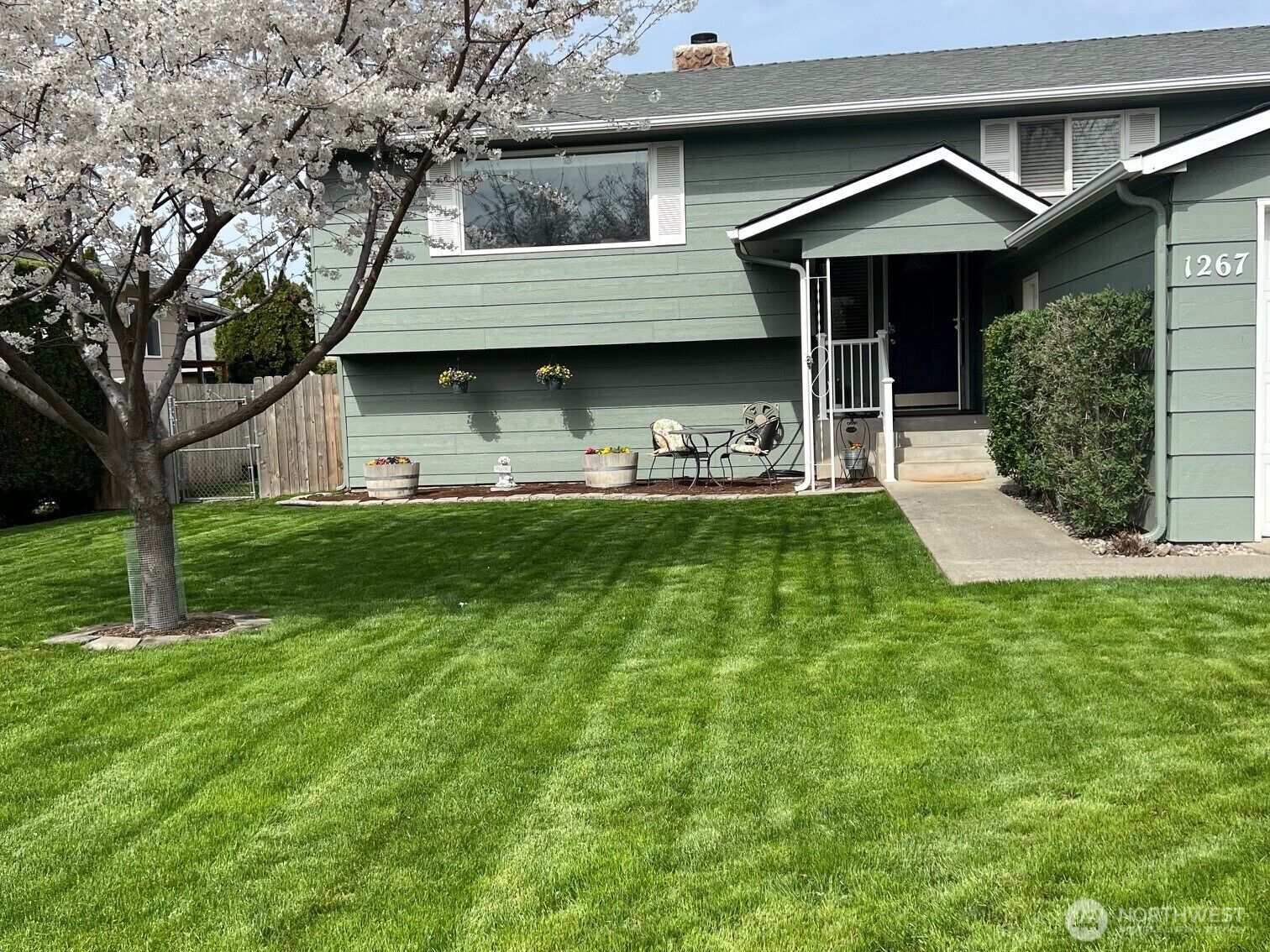 Property Photo: 1267 SE Constitution Drive WA 99324