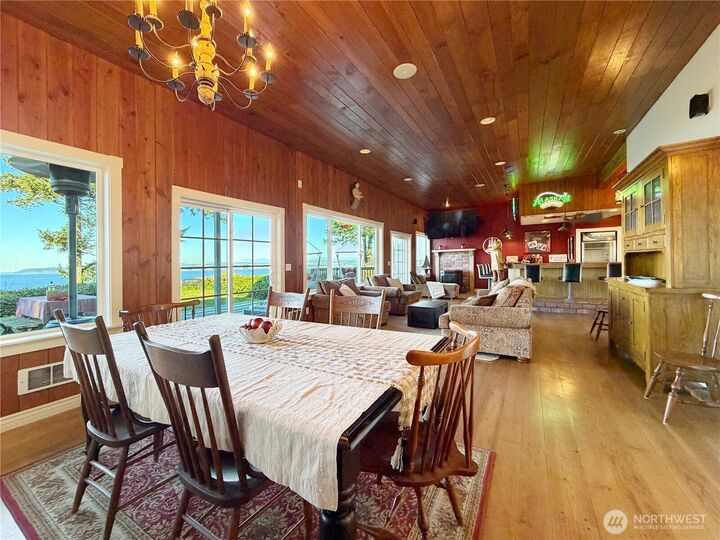 Property Photo:  27  M Cascade Drive  WA 98206 