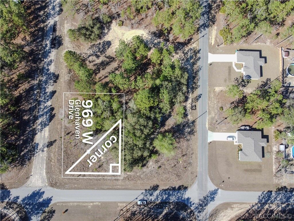 Property Photo:  969 W Glenhaven Drive  FL 34434 