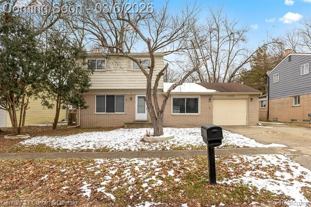 Property Photo:  23225 Albion Avenue  MI 48336 
