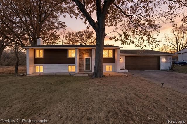 Property Photo: 1268 Amarillo Street MI 48390