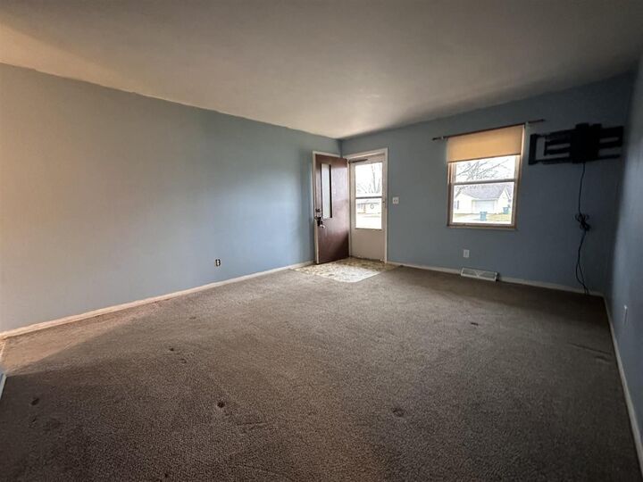 Property Photo:  908 S 16th Street  IN 47374 