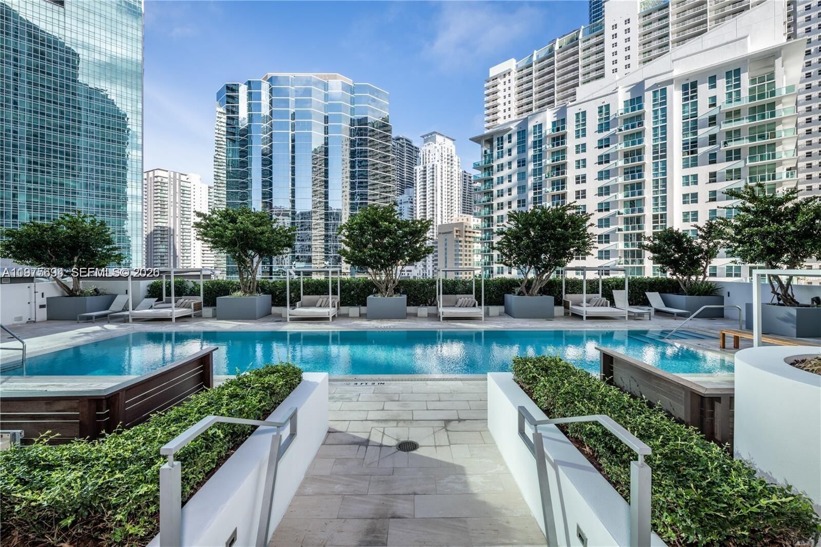 Property Photo:  1300 Brickell Bay Dr 600  FL 33131 