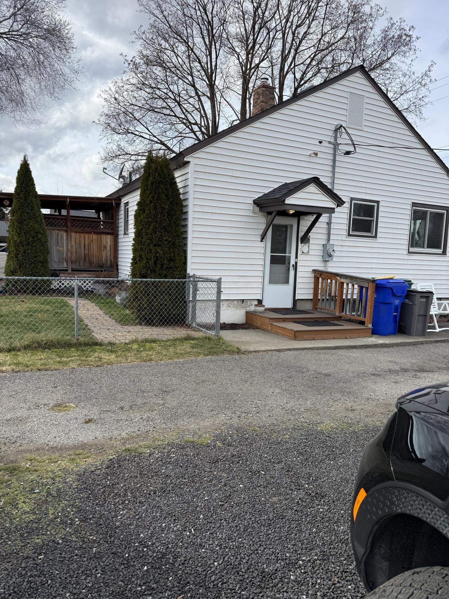 Property Photo: 9320 E Broadway Ave WA 99206