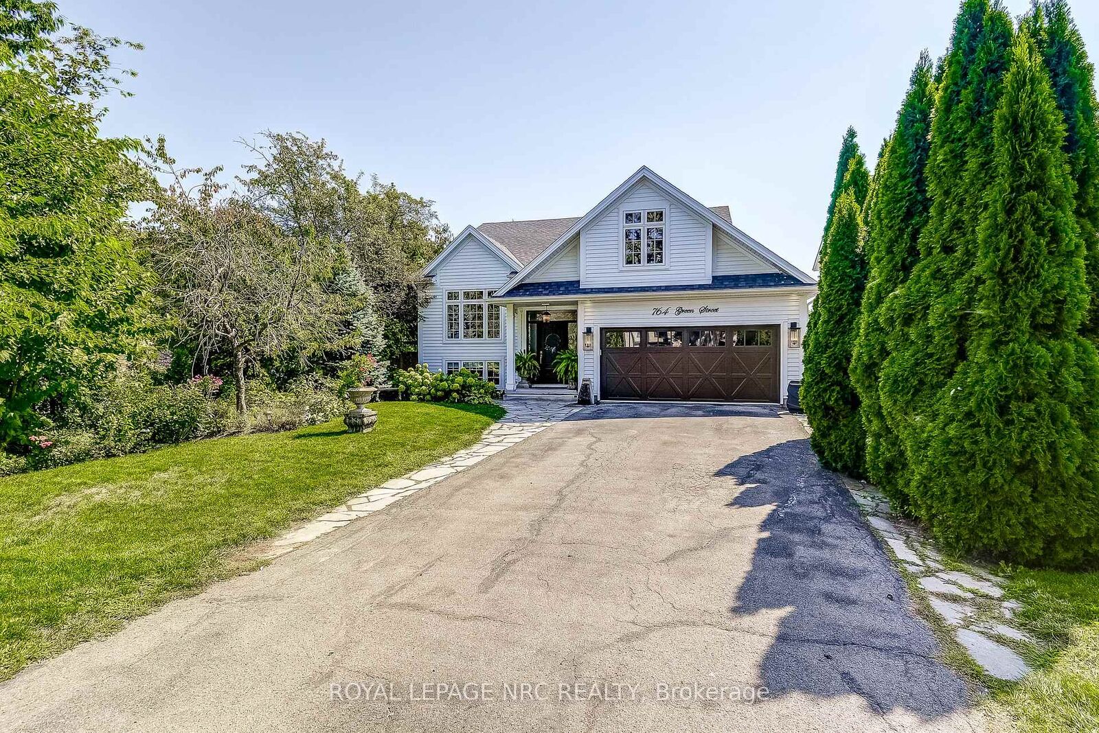 Property Photo: 764 Green Street ON L0S 1J0