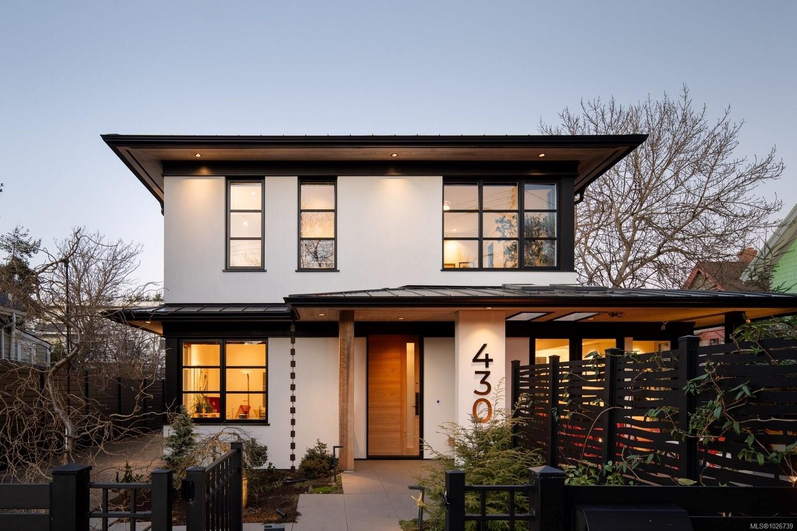 Property Photo: 430 Luxton Ave BC V8V 1C9