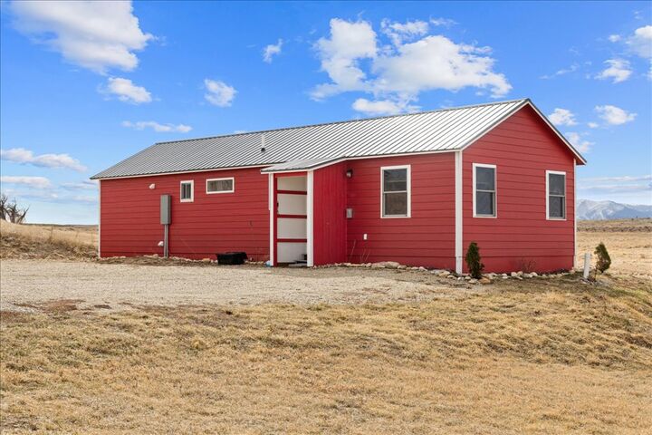 Property Photo:  7 Internet Access  MT 59070 