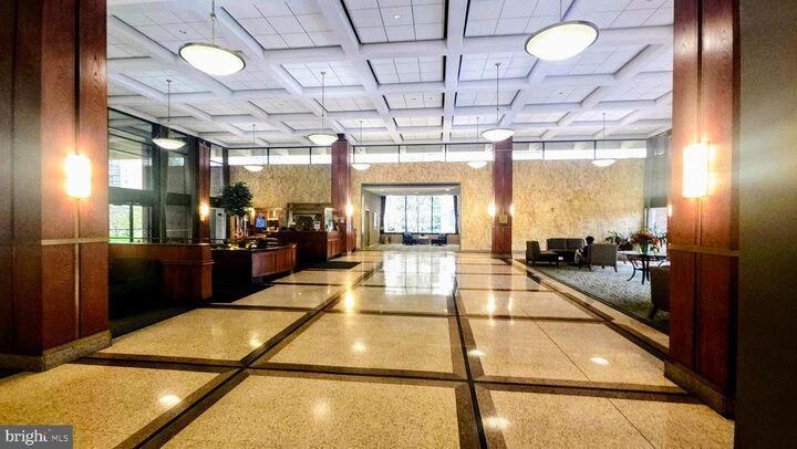 Property Photo:  5505 Seminary Road 1414N  VA 22041 