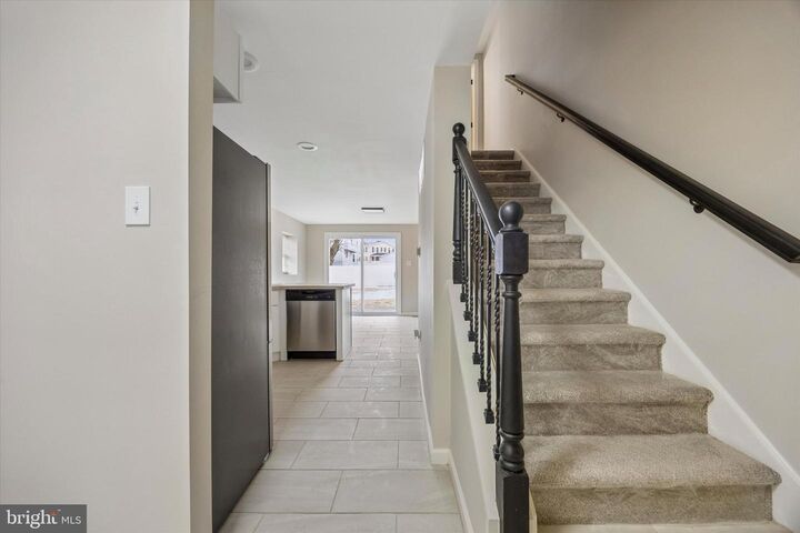 Property Photo:  431 Logan Avenue 2  PA 19038 