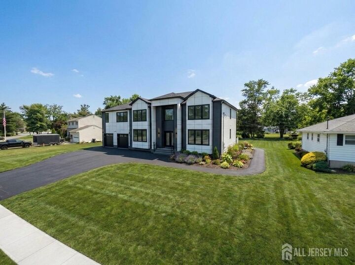 Property Photo:  11 Williams Road  NJ 08824 