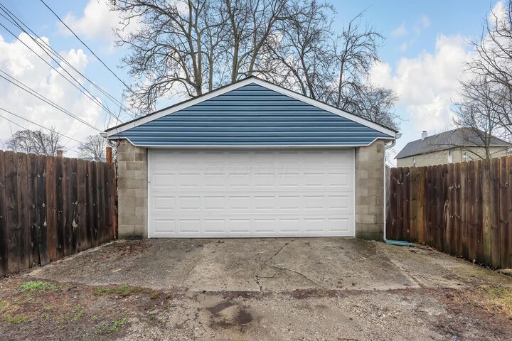 Property Photo:  283 Whitethorne Avenue  OH 43223 