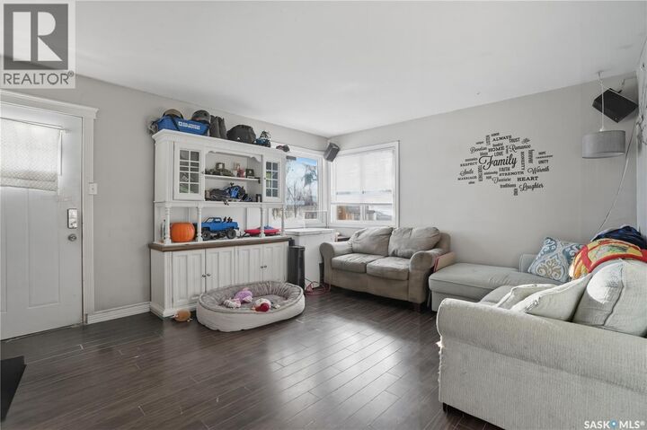 Property Photo: 118 Ottawa Street SK S4R 1N2