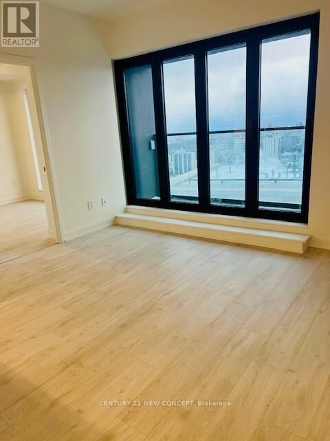 Property Photo: 20 Soudan Avenue 3404 ON M4S 0E2