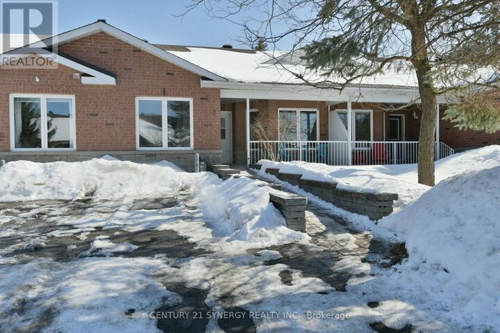 Property Photo:  7 Weaver Crescent  ON K2K 3E1 