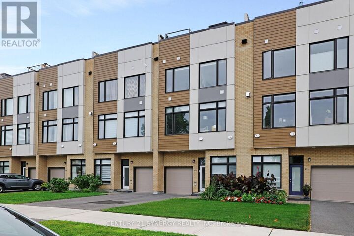 Property Photo:  2710 Draper Avenue  ON K2H 0C4 