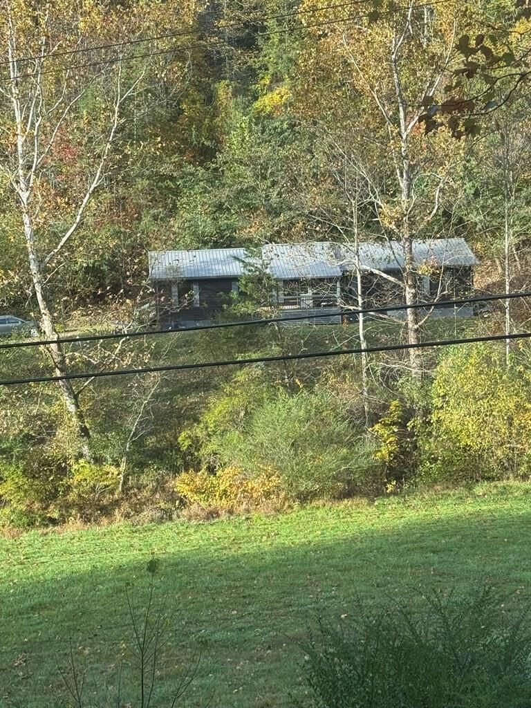 Property Photo: 471 Rt. 1750 KY 41653