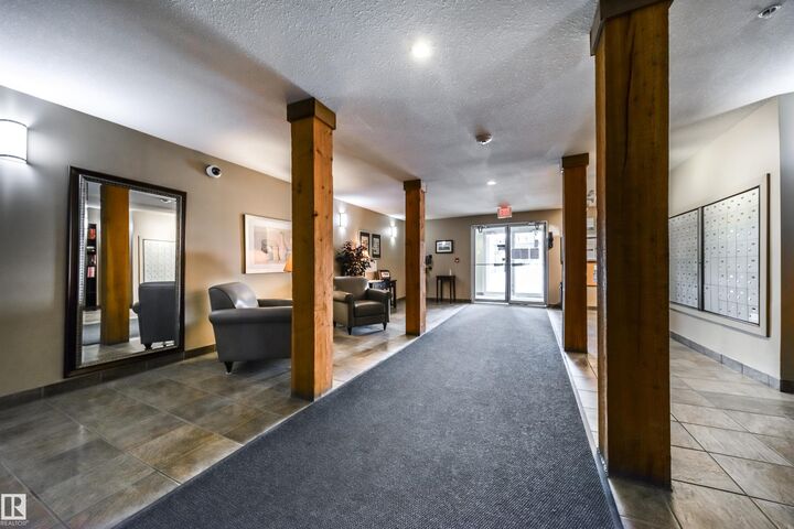 Property Photo:  278 Suder Greens Drive NW 237  AB T5T 6V6 