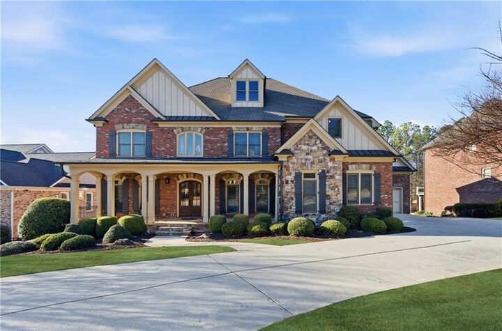 Property Photo:  5224 Brendlynn Drive  GA 30024 