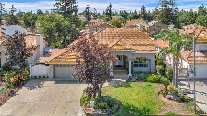 Property Photo:  1779 E Niles Avenue  CA 93720 