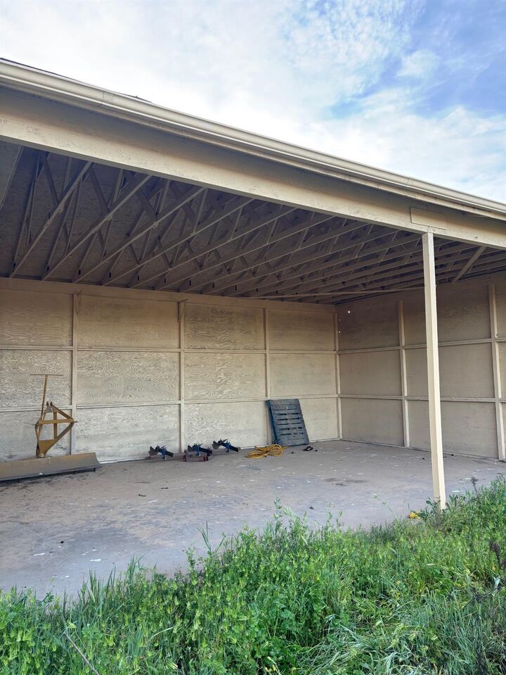 Property Photo:  9449 S McCall Avenue  CA 93662 