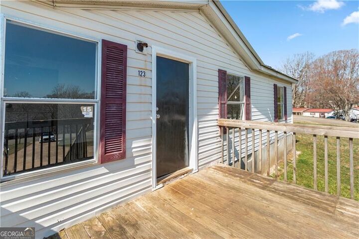 Property Photo:  123 Center Grove Drive  GA 30528 