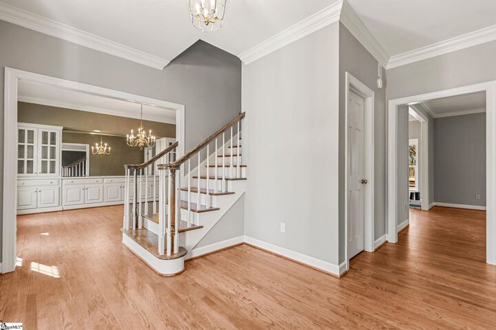 Property Photo:  213 E Woodglen Road  SC 29301 