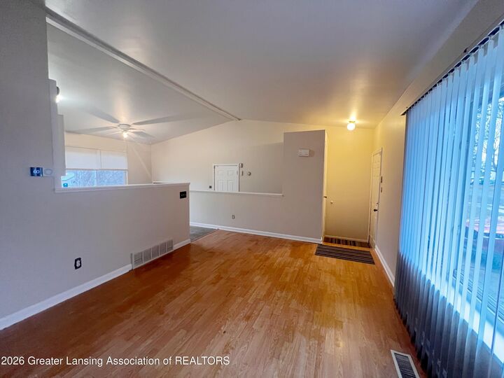 Property Photo:  4113 Heathgate Drive  MI 48911 