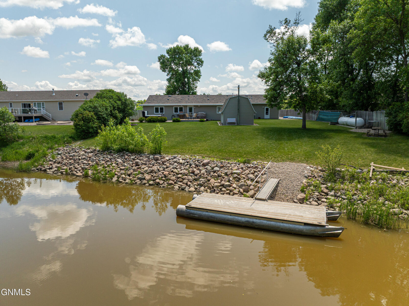 Property Photo:  508 Rosie Lane N  ND 58554 