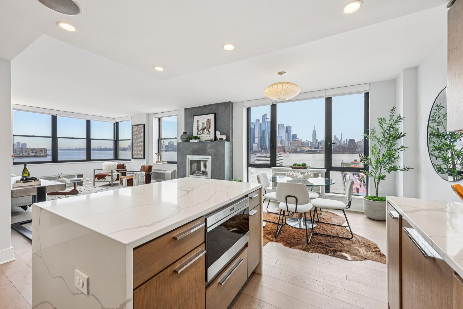 Property Photo: 2 Constitution Ct 503 NJ 07030