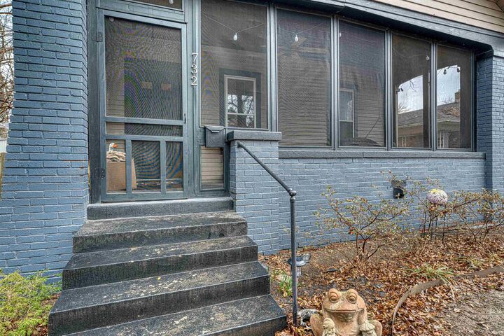 Property Photo:  732 S Norman Avenue  IN 47714 