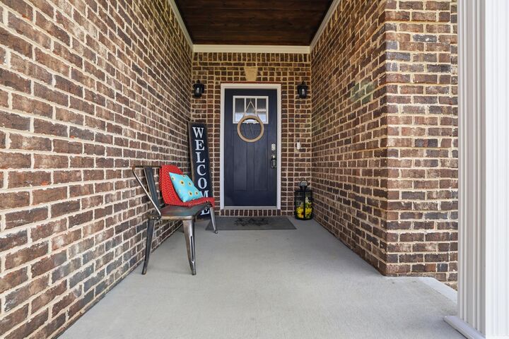 Property Photo: 627 Four Winds Drive KY 40475