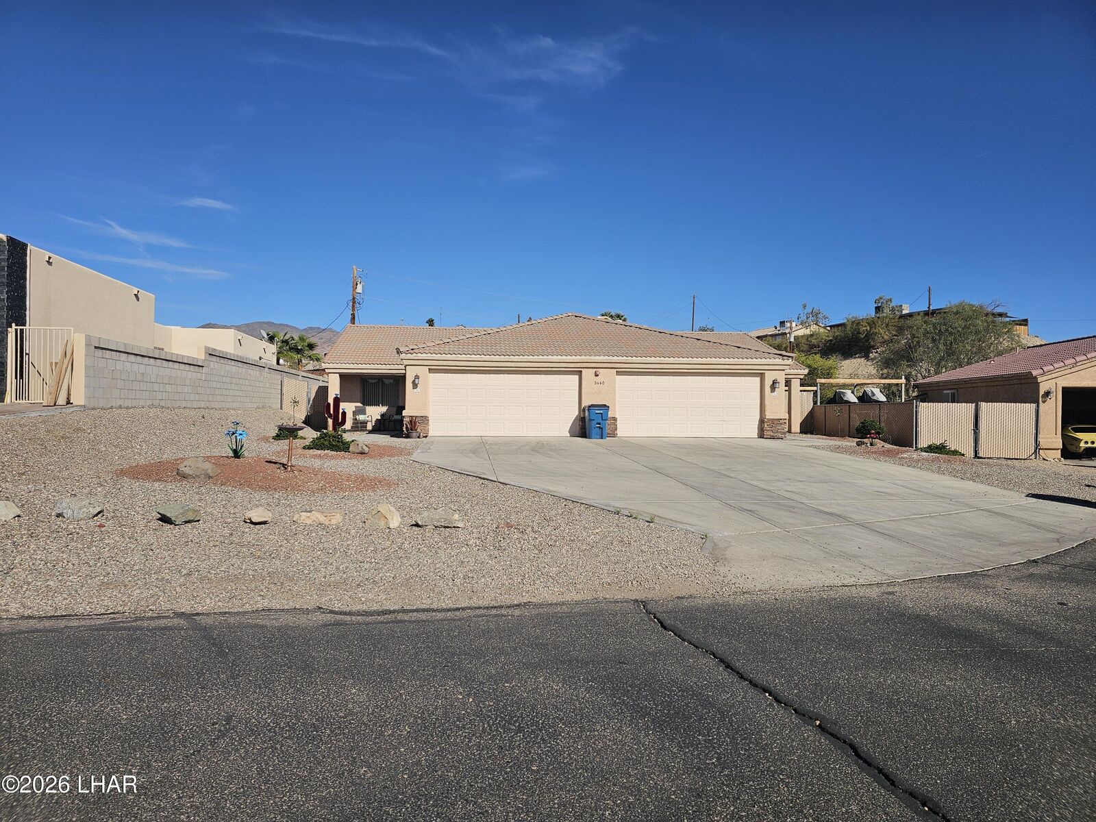 Property Photo:  3460 Iroquois Ln  AZ 86404 