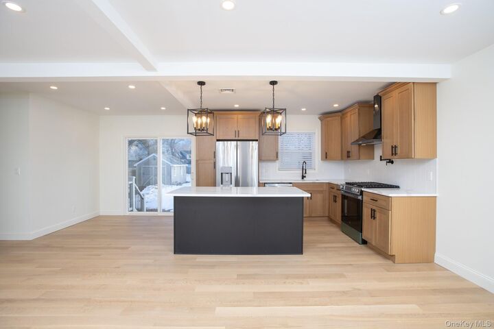 Property Photo:  28 Locust  NY 11705 