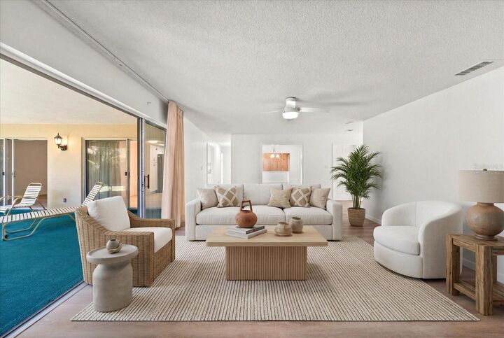 Property Photo:  2275 Kingfisher Lane  FL 33762 