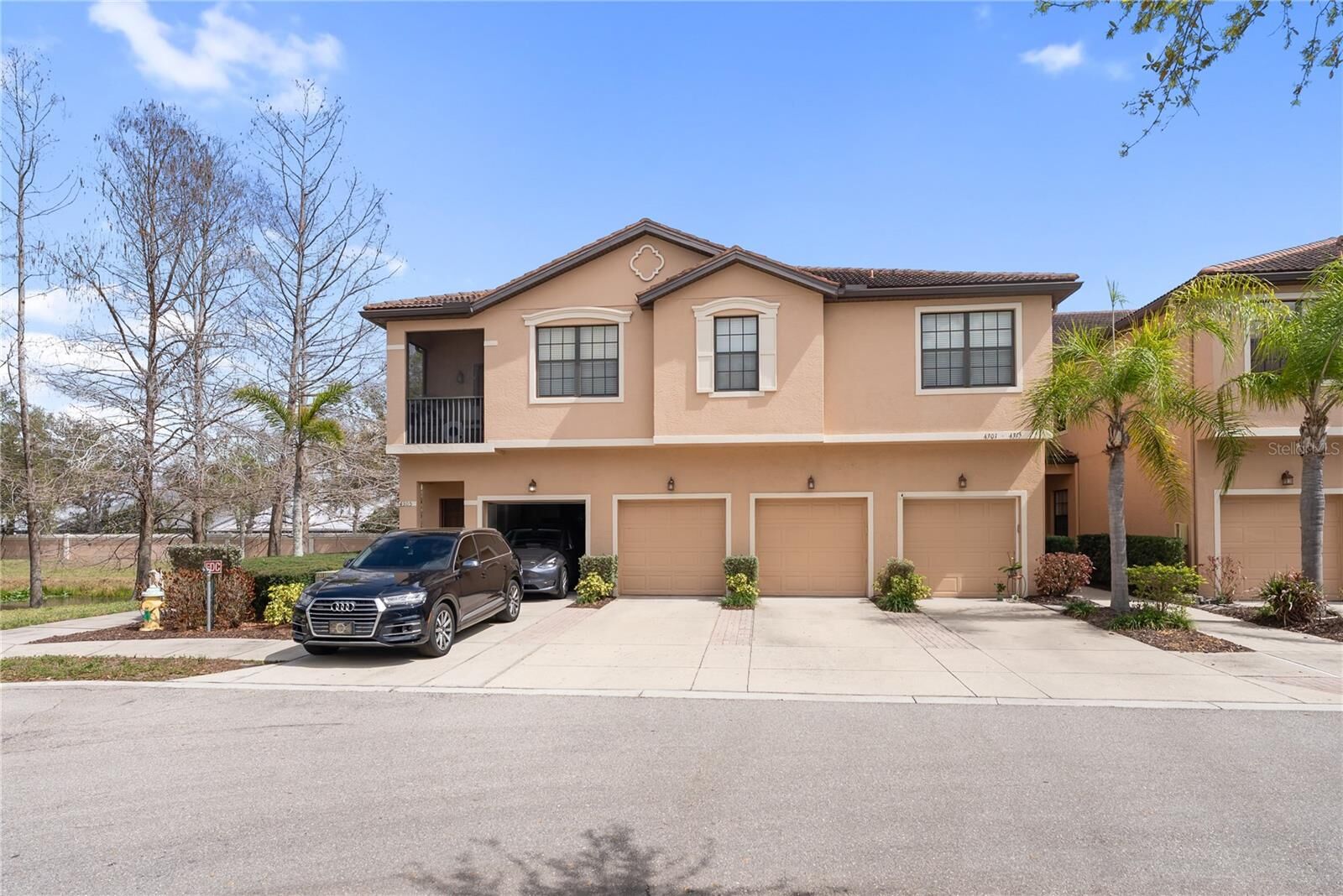 Property Photo:  4307 Via Piedra Circle 6-102  FL 34233 