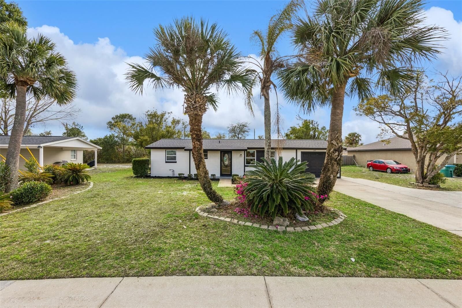 Property Photo:  1347 E Normandy Boulevard  FL 32725 
